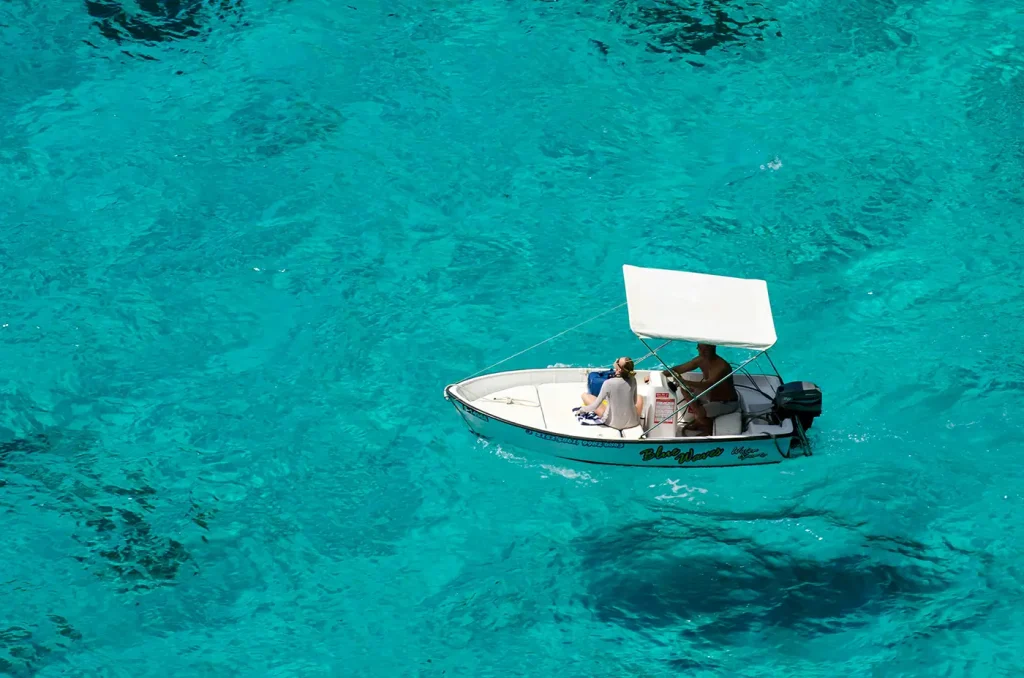 rent-boat-single-motivar-8